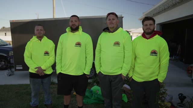 cape-corel-lawn-care-workers-1
