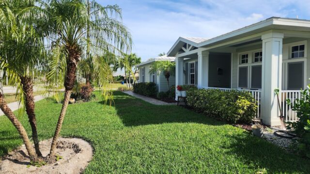 cape-corel-lawn-service-2