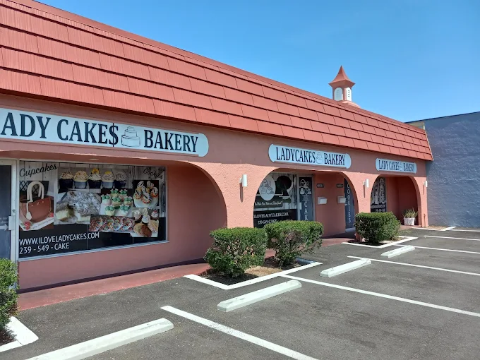 LadyCakes Bakery